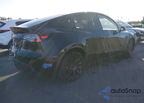2021 Tesla Model Y Long Range Dual Motor All-Wheel Drive из США, поврежденный, VIN 5YJYGDEE2MF108380